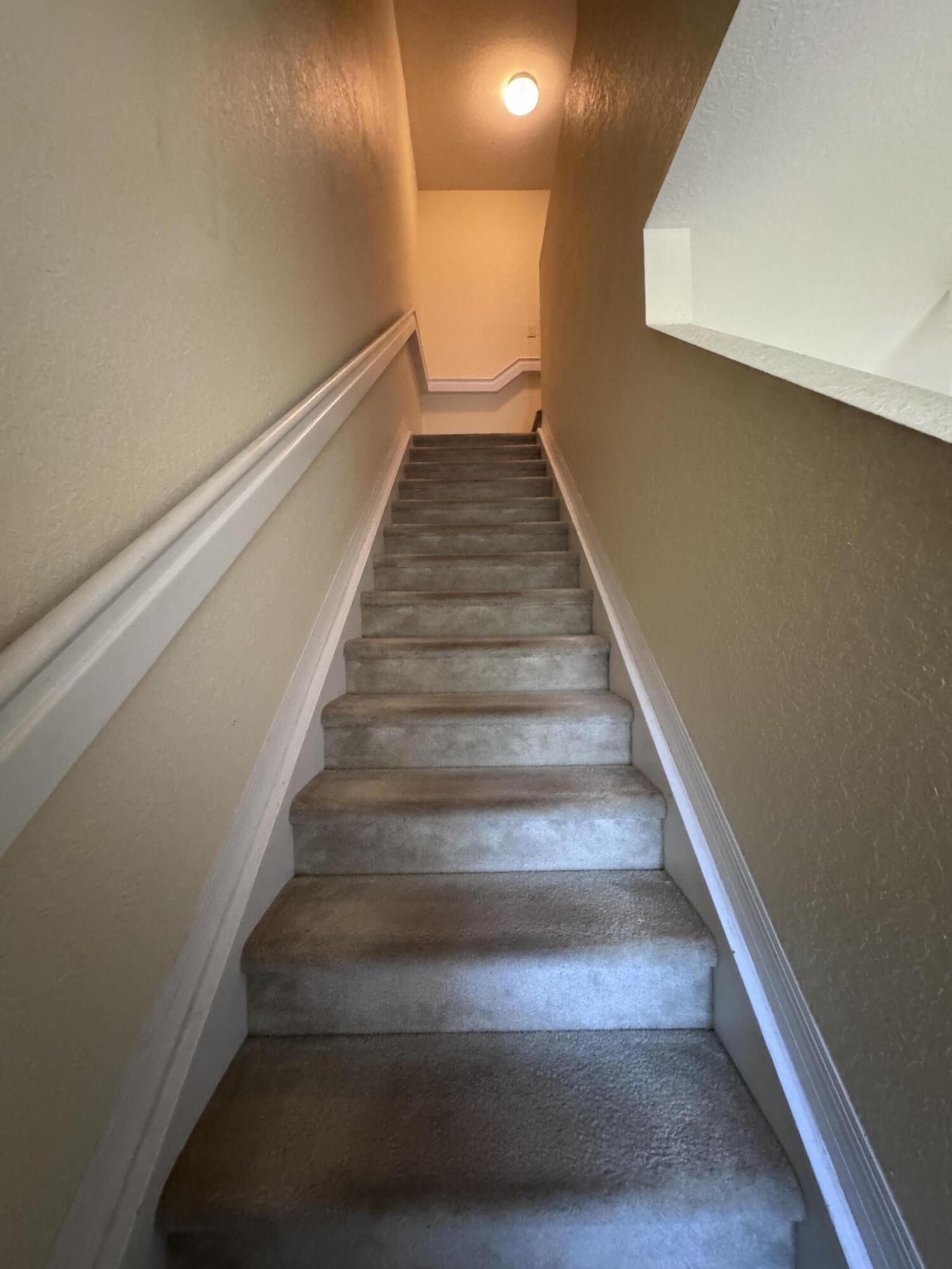 2755 Southeast Birmingham Drive, Unit 3 Stuart, FL 34994 - Photo 10 of 23 a view of entryway