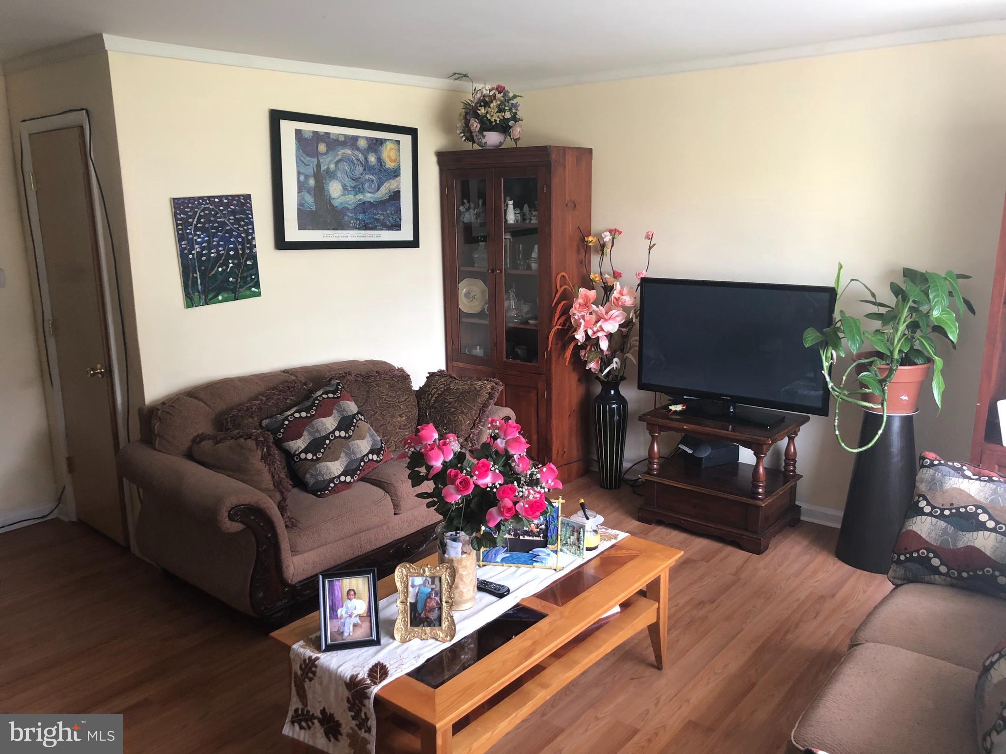 12043 Academy Road Philadelphia, PA 19154 - Photo 4 of 27 Gallery Image 4