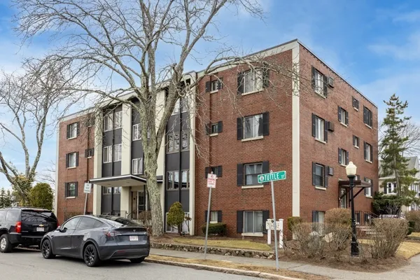 $349,900 | 50 Tuttle Street, Unit 12, Wakefield, MA 01880