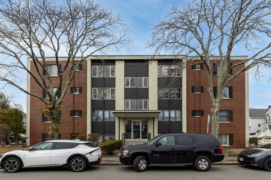 50 Tuttle Street, Unit 12 Wakefield, MA 01880 - Photo 2 of 35