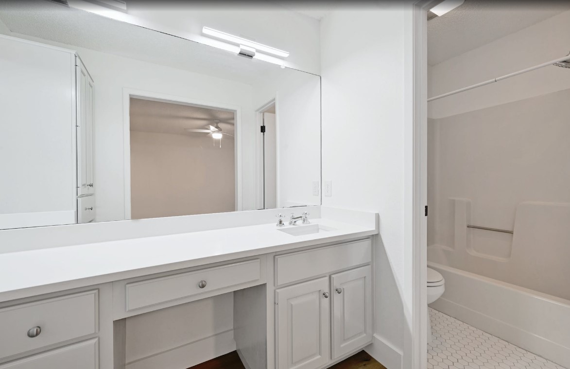 2407 Winsted Lane, Unit B Austin, TX 78703 - Photo 13 of 19