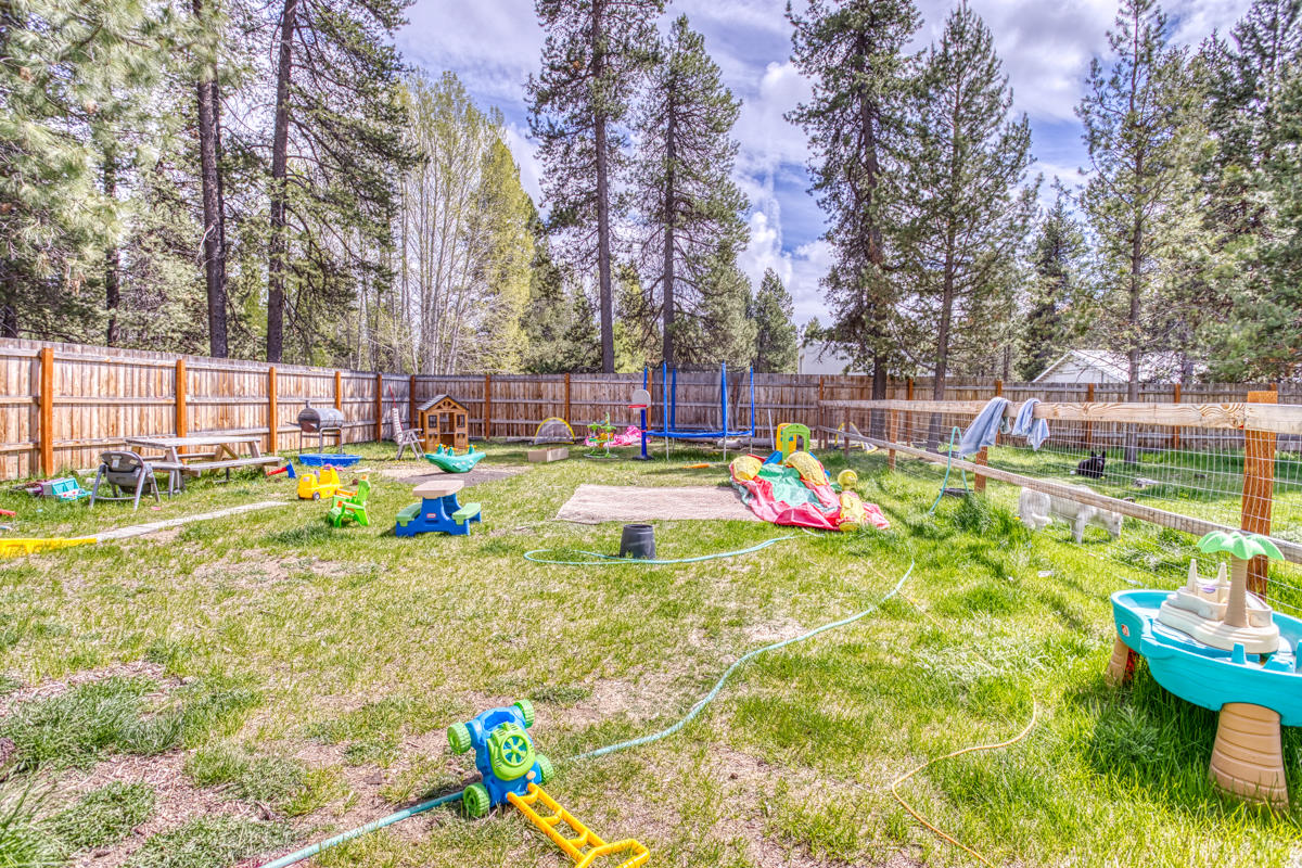 52805 Day Road La Pine, OR 97739 - Photo 18 of 23 _MG_6810_7_7