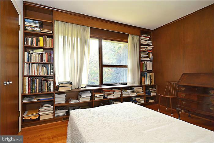 8501 Old Seven Locks Road Bethesda, MD 20817 - Photo 18 of 29 Main Level Bedroom