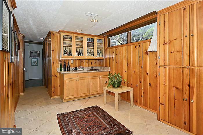 8501 Old Seven Locks Road Bethesda, MD 20817 - Photo 22 of 29 Lower Level Wet bar