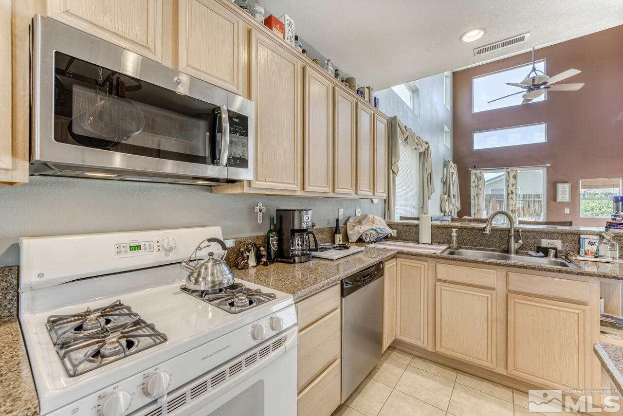 10440 Rockport Lane Reno, NV 89521 - Photo 11 of 27 Photo 11