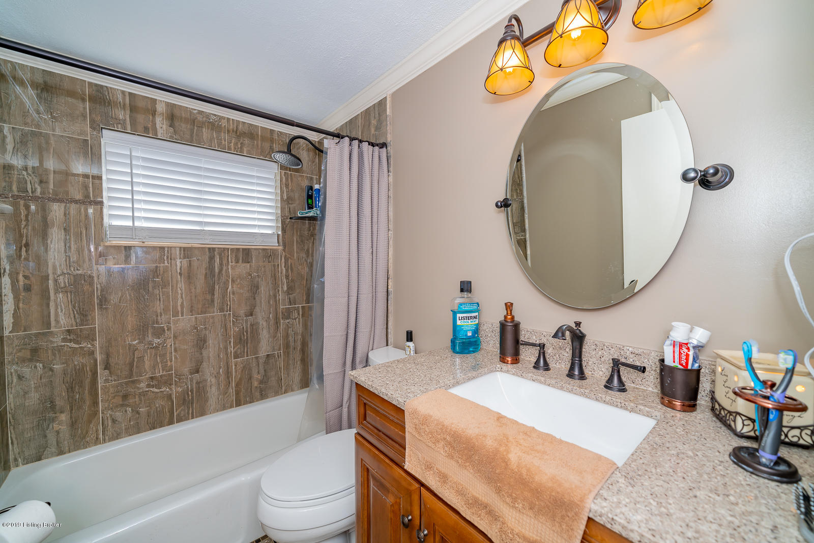 1048 Runell Road Louisville, KY 40214 - Photo 29 of 37 1048 Runell Rd L-21