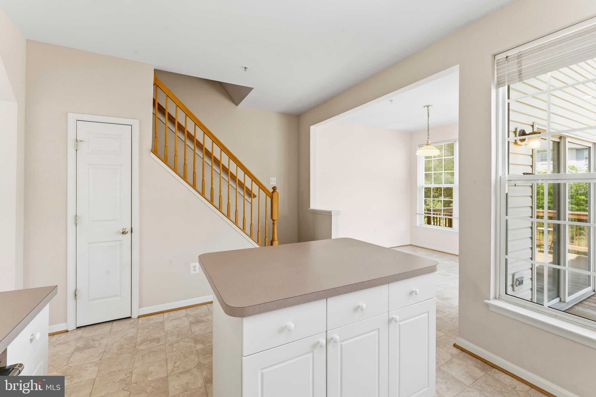 218 Harpers Way Frederick, MD 21702 - Photo 15 of 49