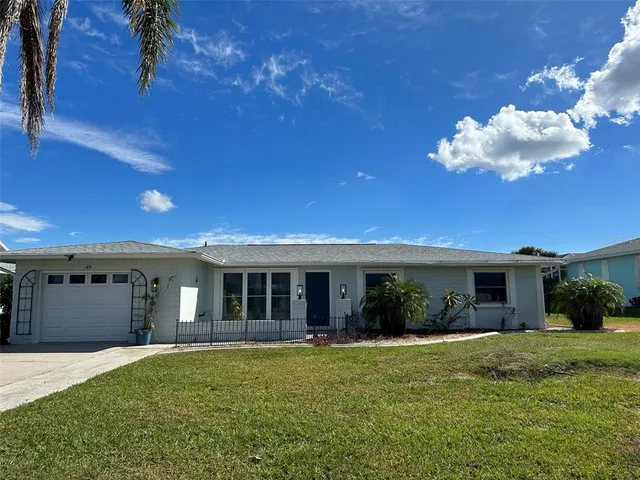 $2,700 | 45 Oakland Hills Court, Rotonda West, FL 33947