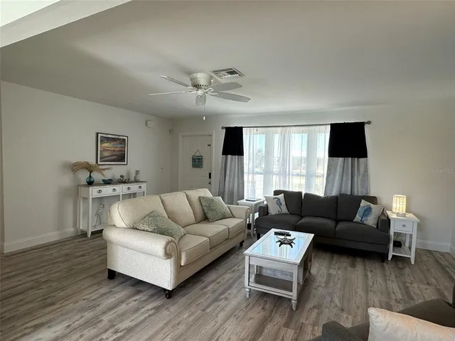 $2,700 | 45 Oakland Hills Court, Rotonda West, FL 33947