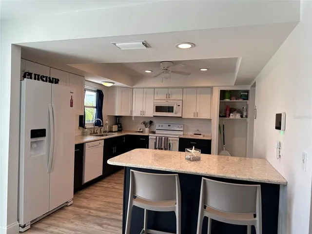 $2,700 | 45 Oakland Hills Court, Rotonda West, FL 33947