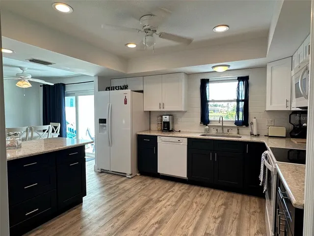 $2,700 | 45 Oakland Hills Court, Rotonda West, FL 33947