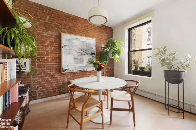 $799,000 | 202 West 92nd Street, Unit 4F | Upper West Side