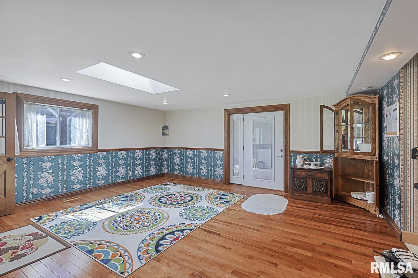 10602 Blooming Grove Road Palmyra, IL 62674 - Photo 17 of 50