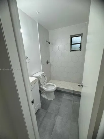 $1,800 | 111 Northwest 152nd Street, Unit 25, Miami, FL 33169