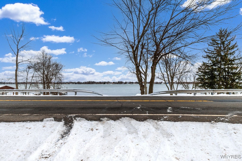 4374 East River Road Grand Island, NY 14072 - Photo 14 of 37