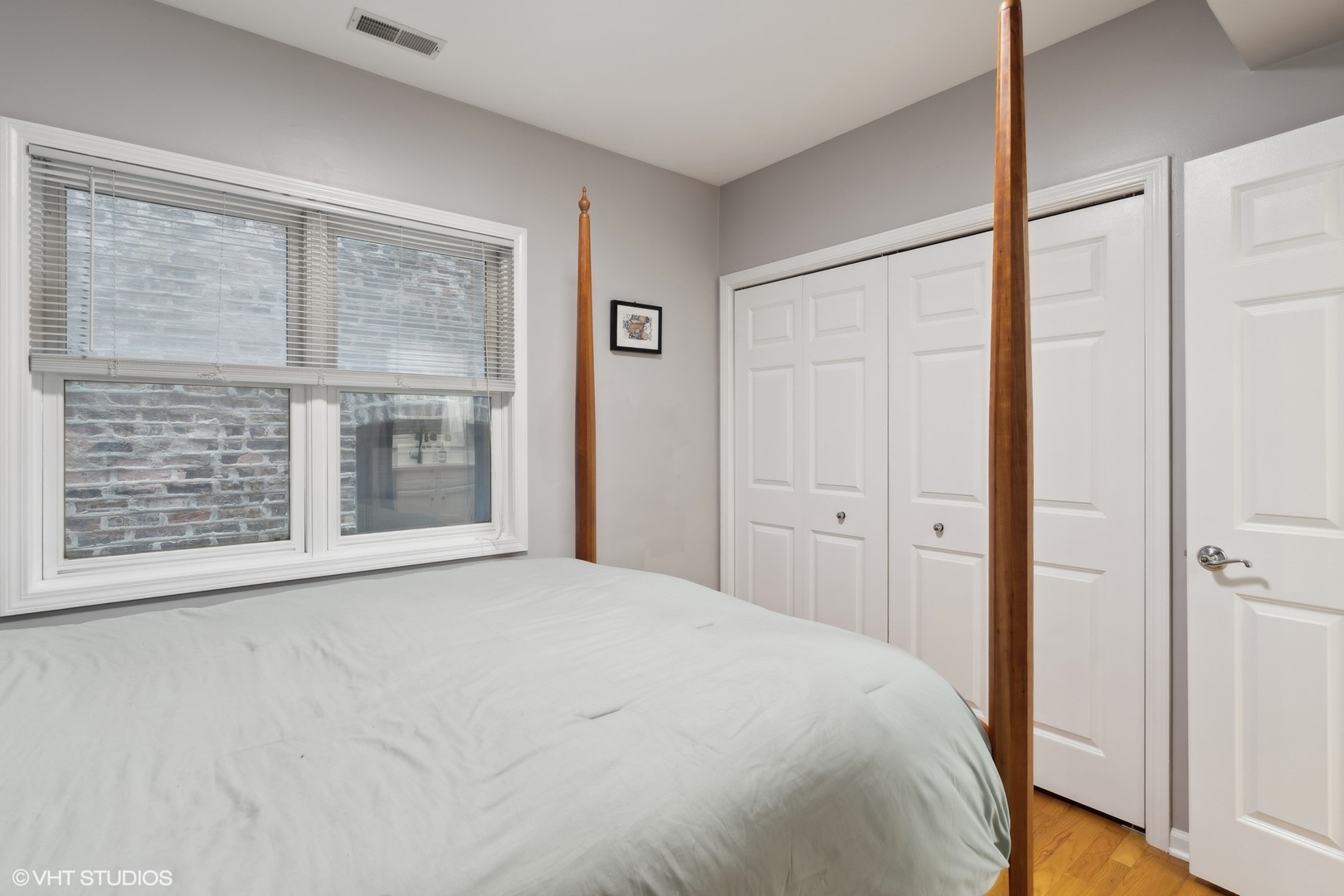 825 South Miller Street, Unit 2 Chicago, IL 60607 - Photo 14 of 15 a view of an empty room with a window