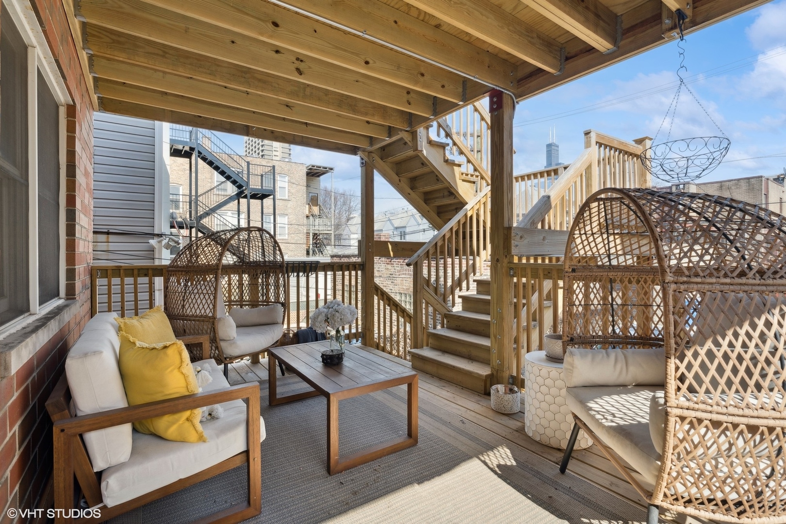 825 South Miller Street, Unit 2 Chicago, IL 60607 - Photo 15 of 15 a view of a chairs and table in the balcony