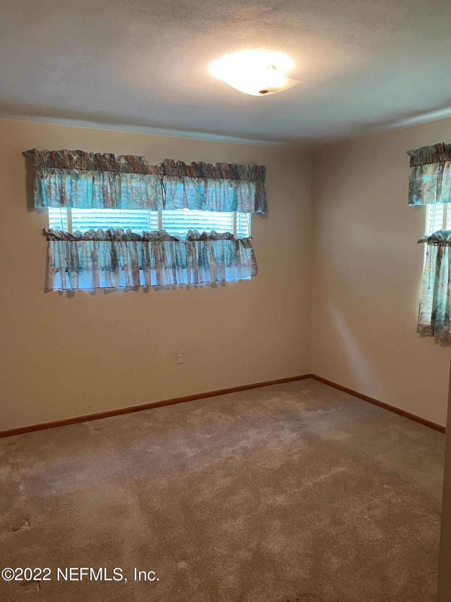 1078 Ibis Road Jacksonville, FL 32216 - Photo 9 of 28 7A9A6C59-