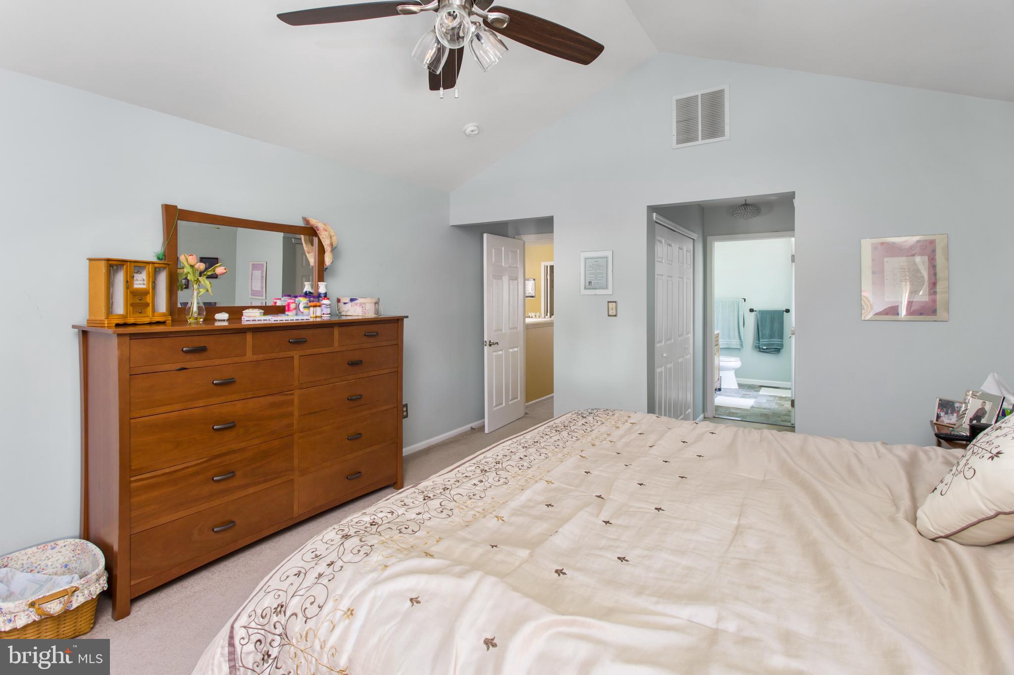 25 Springcress Drive Delran, NJ 08075 - Photo 26 of 44 a bedroom with a bed and a dresser