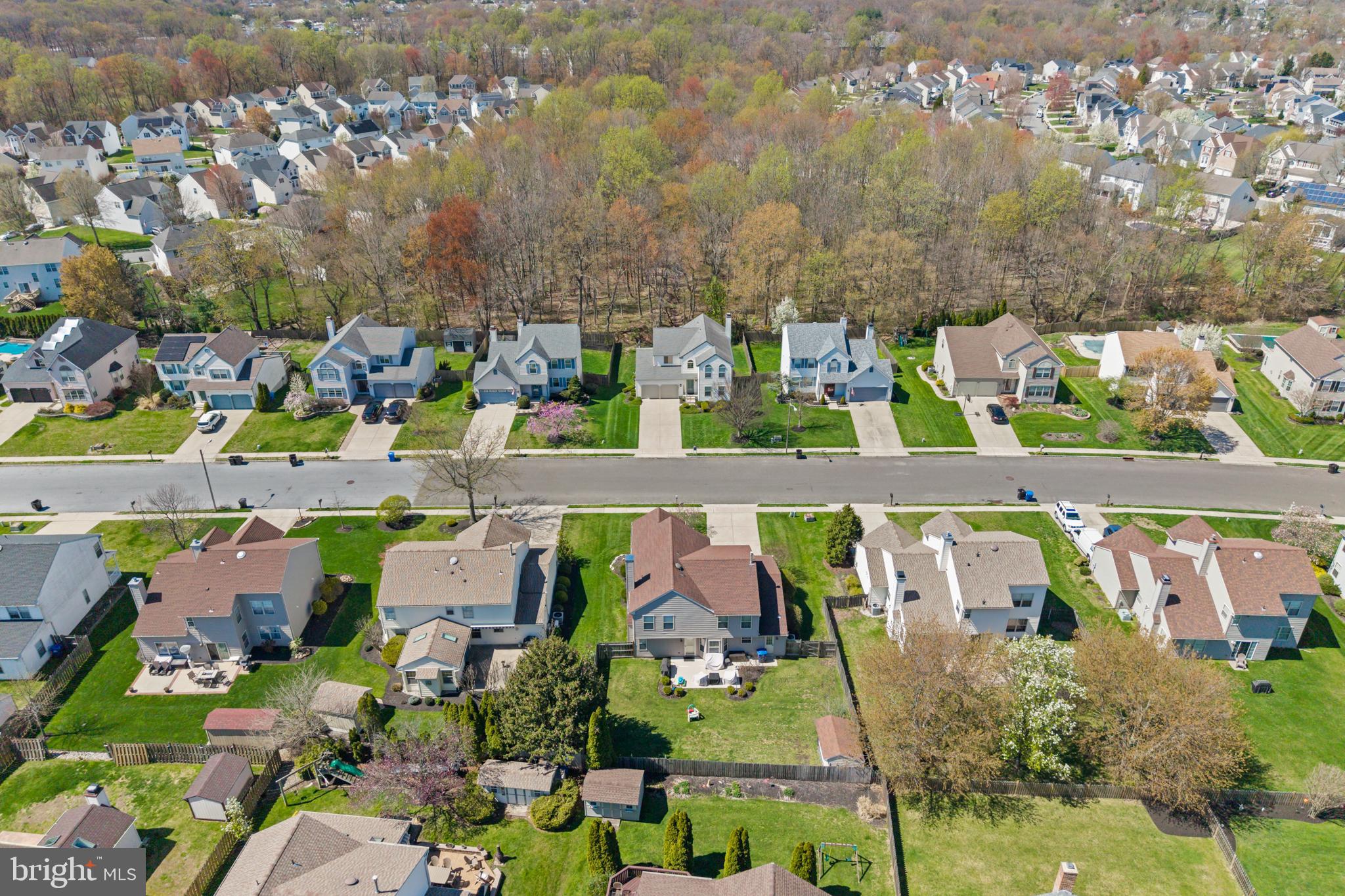 25 Springcress Drive Delran, NJ 08075 - Photo 4 of 44 an aerial view of multiple house
