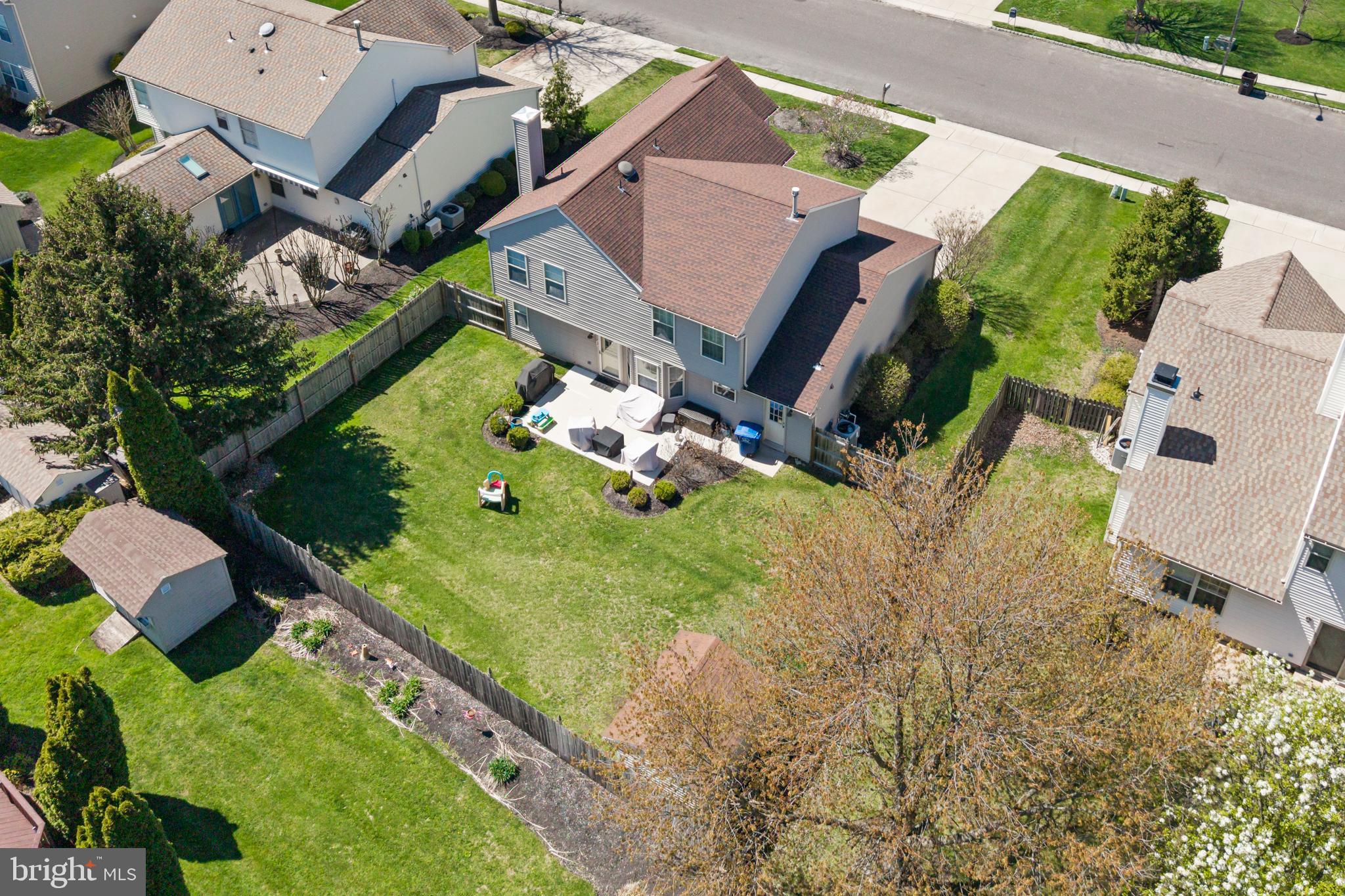 25 Springcress Drive Delran, NJ 08075 - Photo 43 of 44 an aerial view of multiple houses with yard