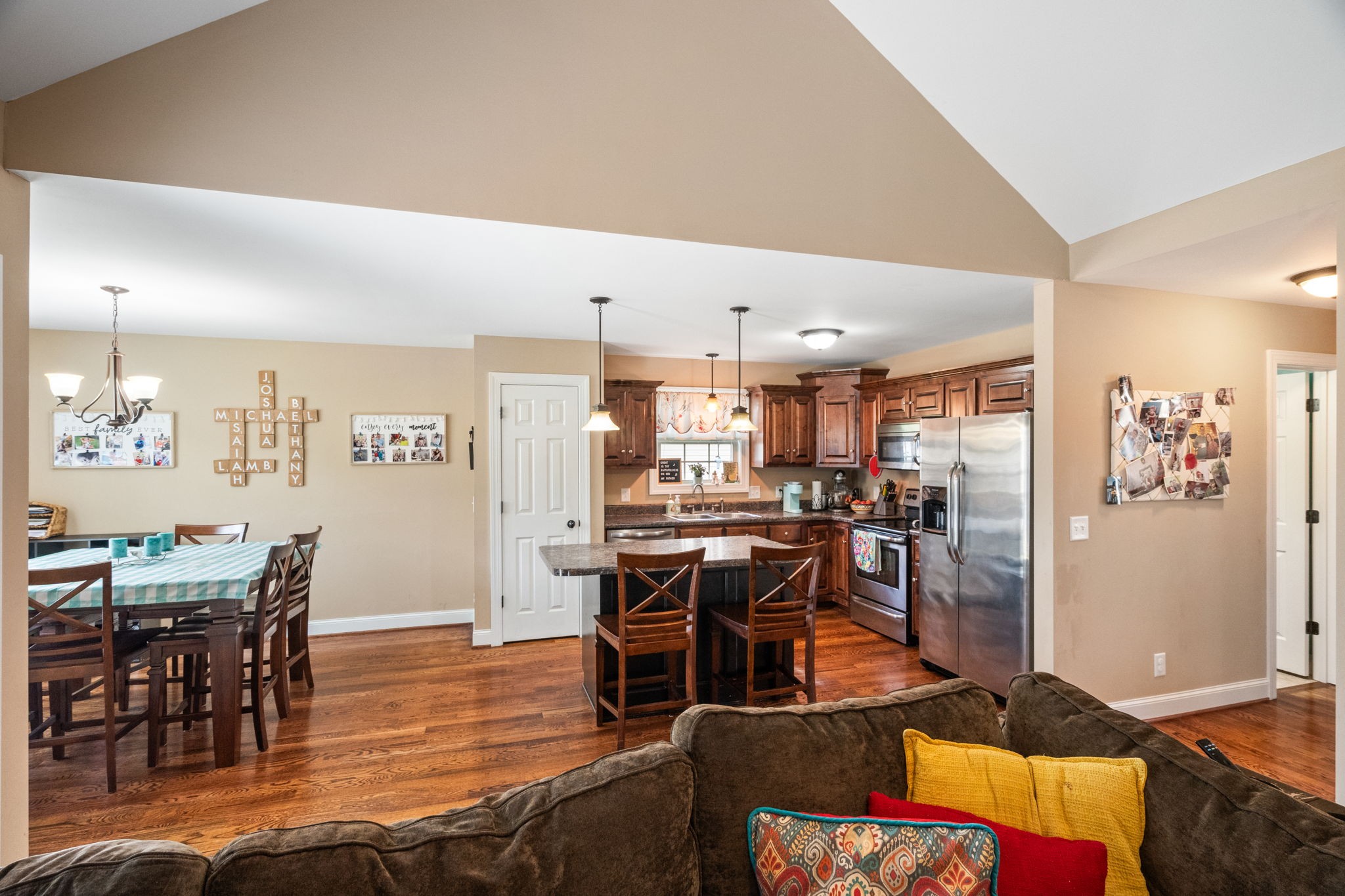 321 Brandywine Lane Springfield, TN 37172 - Photo 11 of 33 Picture from the living room looking into the kitchen. I see a pantry for that extra storage.