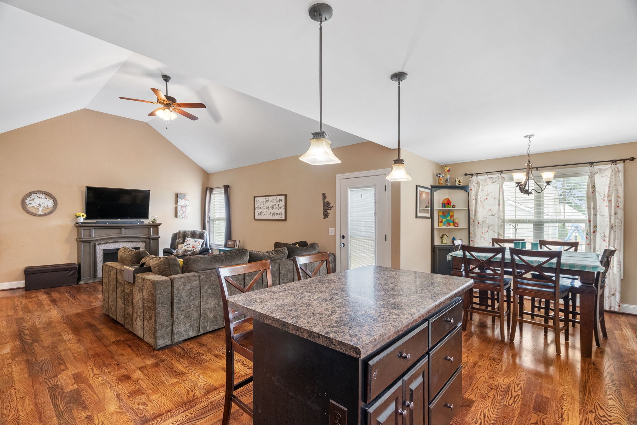 321 Brandywine Lane Springfield, TN 37172 - Photo 15 of 33 Kitchen shot looking into the living room. I love how the hardwoods tie this all together!
