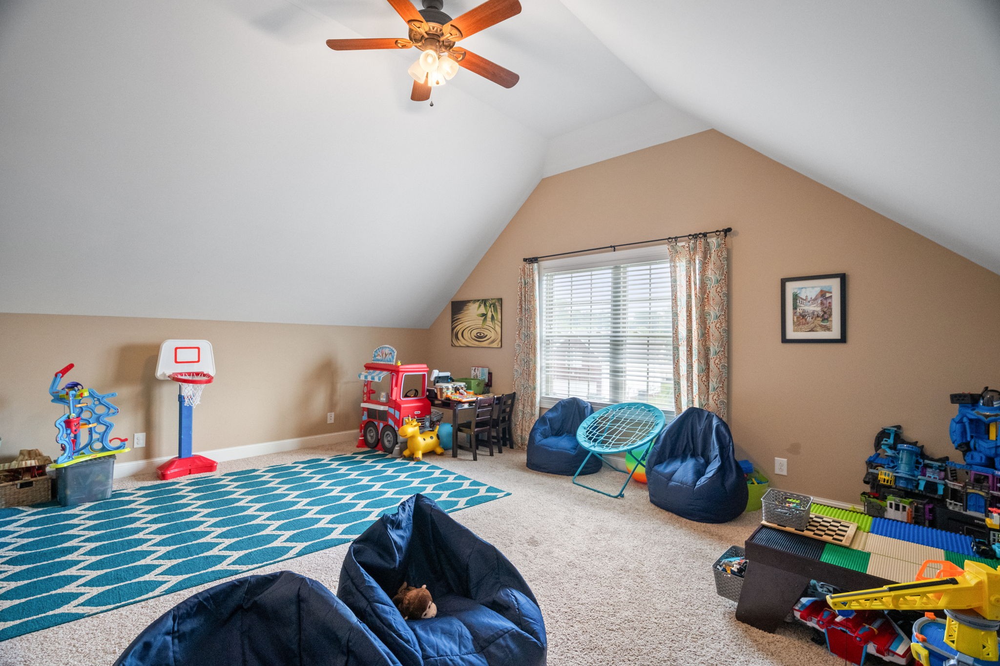 321 Brandywine Lane Springfield, TN 37172 - Photo 27 of 33 Bonus room. It could easily be converted into a 4th bedroom!!