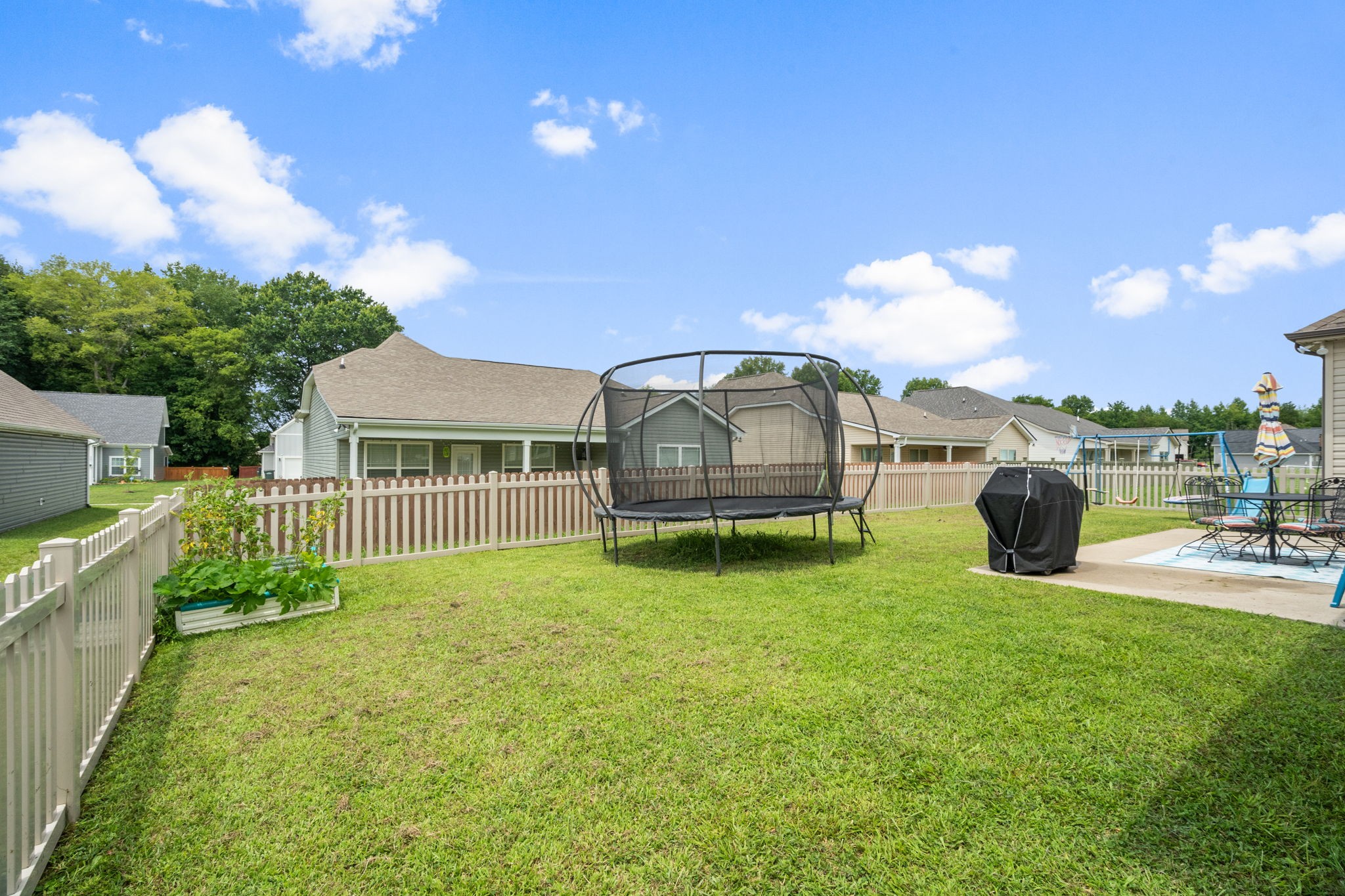 321 Brandywine Lane Springfield, TN 37172 - Photo 32 of 33 Just look at that fenced in back yard!