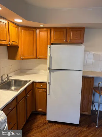 $925 | 5370 Lebanon Avenue, Philadelphia, PA 19131