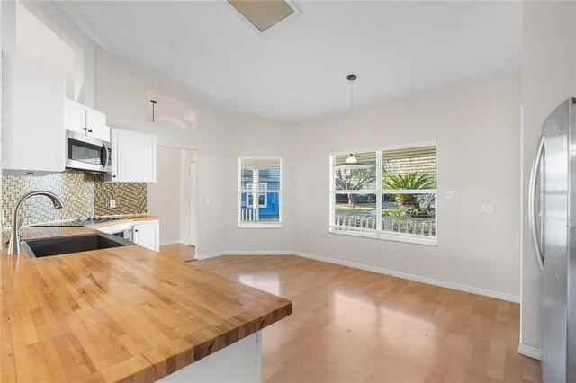 $2,800 | 1204 Northwest 89th Terrace, Gainesville, FL 32606