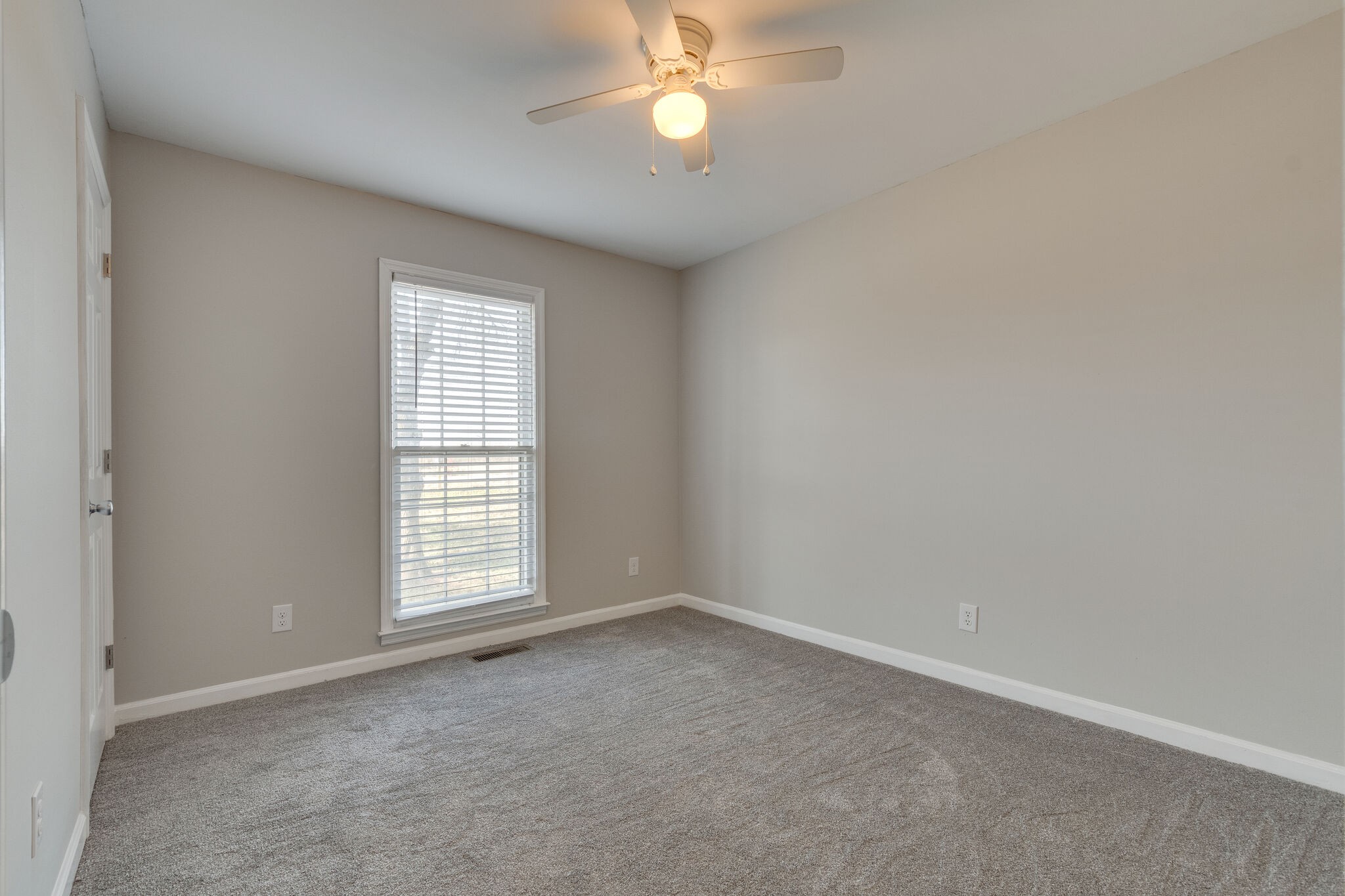 616 Rutherford Lane Columbia, TN 38401 - Photo 18 of 22 Gallery Image 18