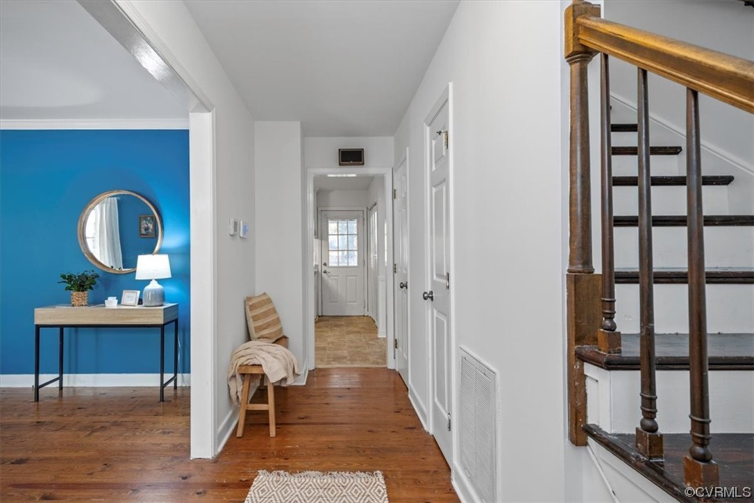 307 Eastman Road North Chesterfield, VA 23236 - Photo 5 of 50 Gallery Image 5