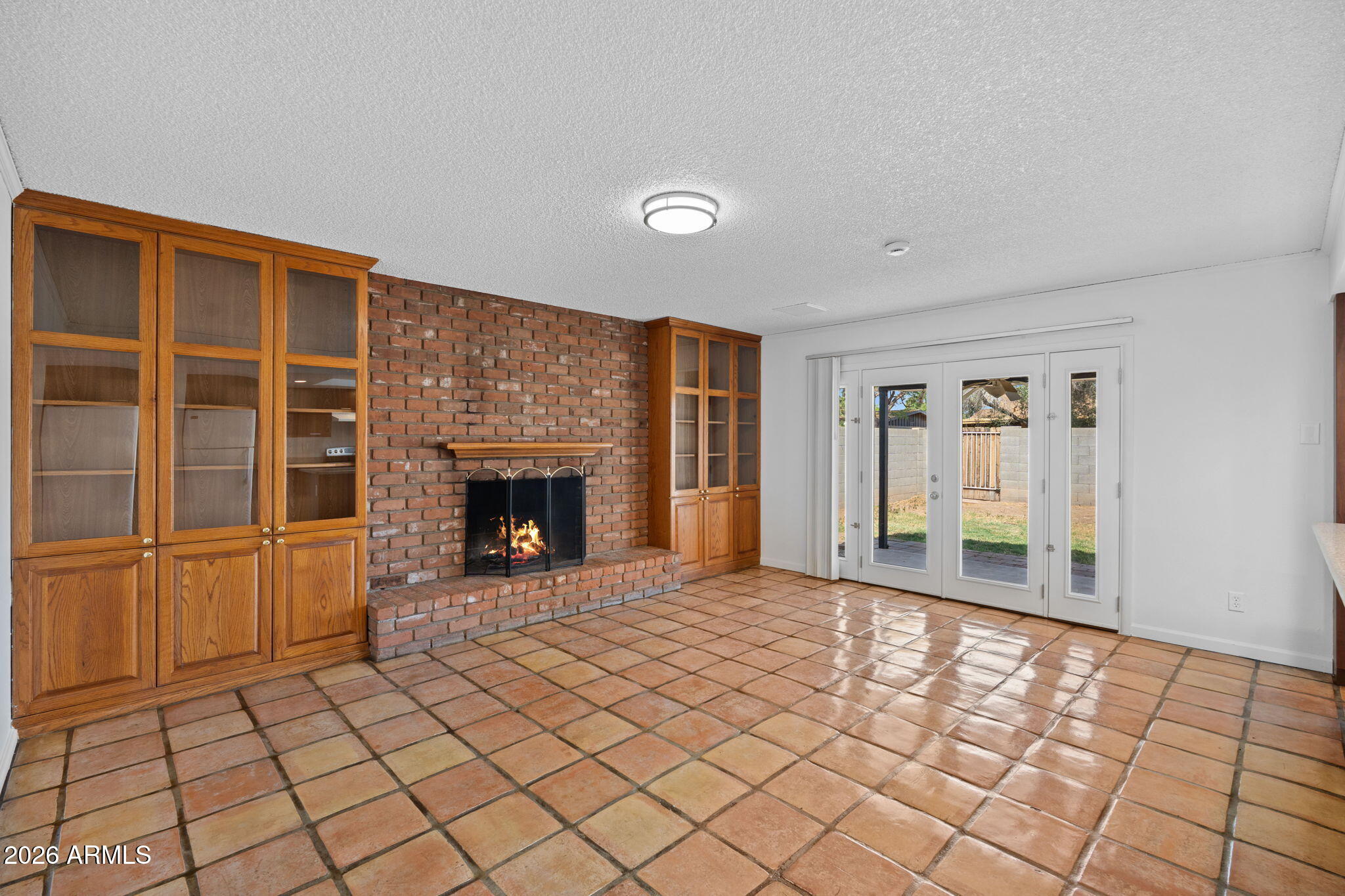 1664 East Del Rio Drive Tempe, AZ 85282 - Photo 8 of 35 Family Room