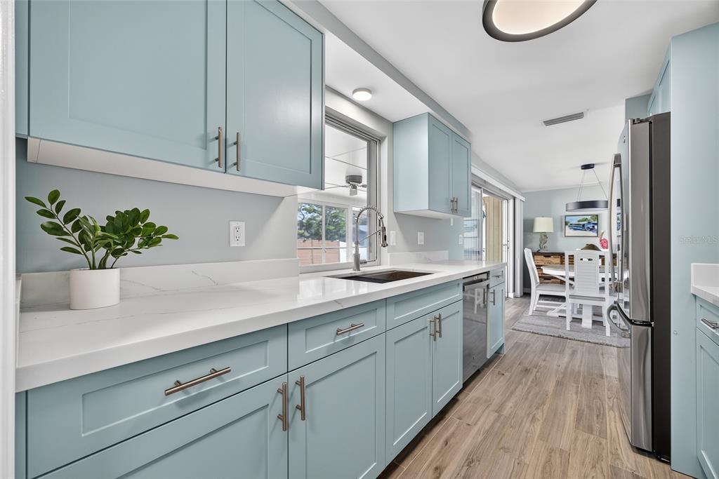 6035 Manasota Key Road Englewood, FL 34223 - Photo 12 of 48