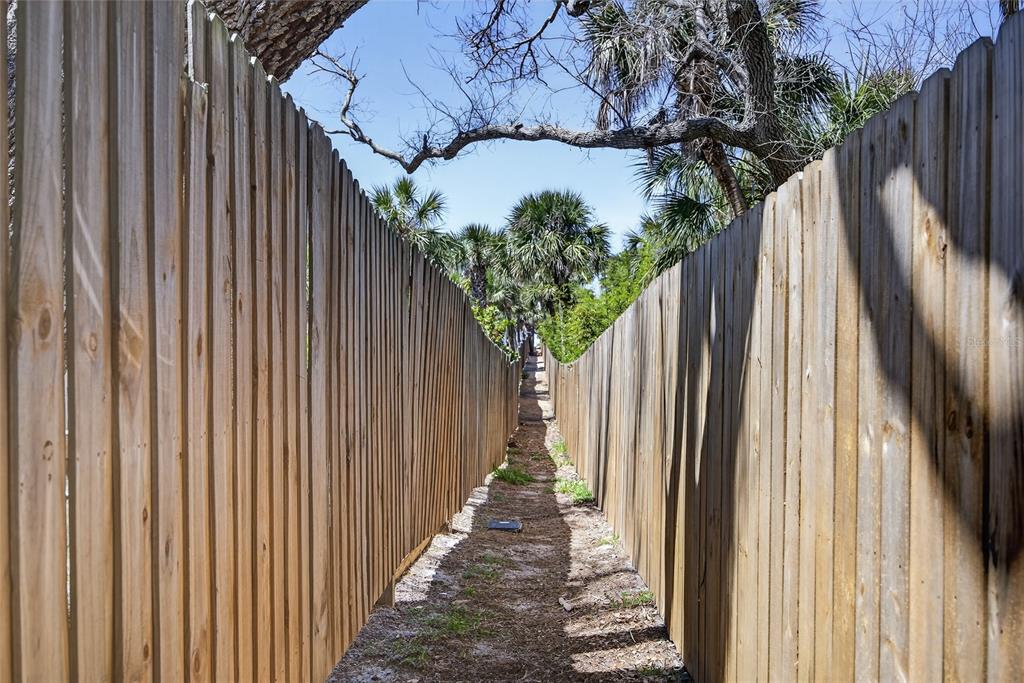 6035 Manasota Key Road Englewood, FL 34223 - Photo 39 of 48