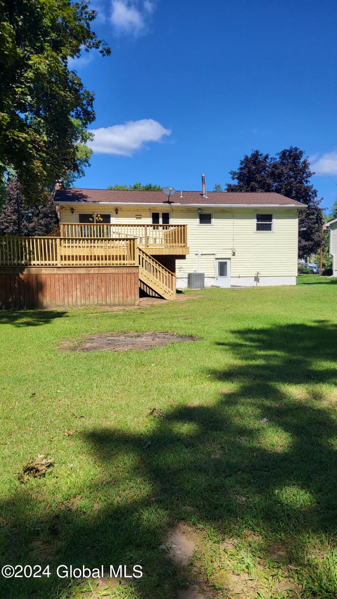 94 Rapple Drive Colonie, NY 12205 - Photo 2 of 43 20240903_124453