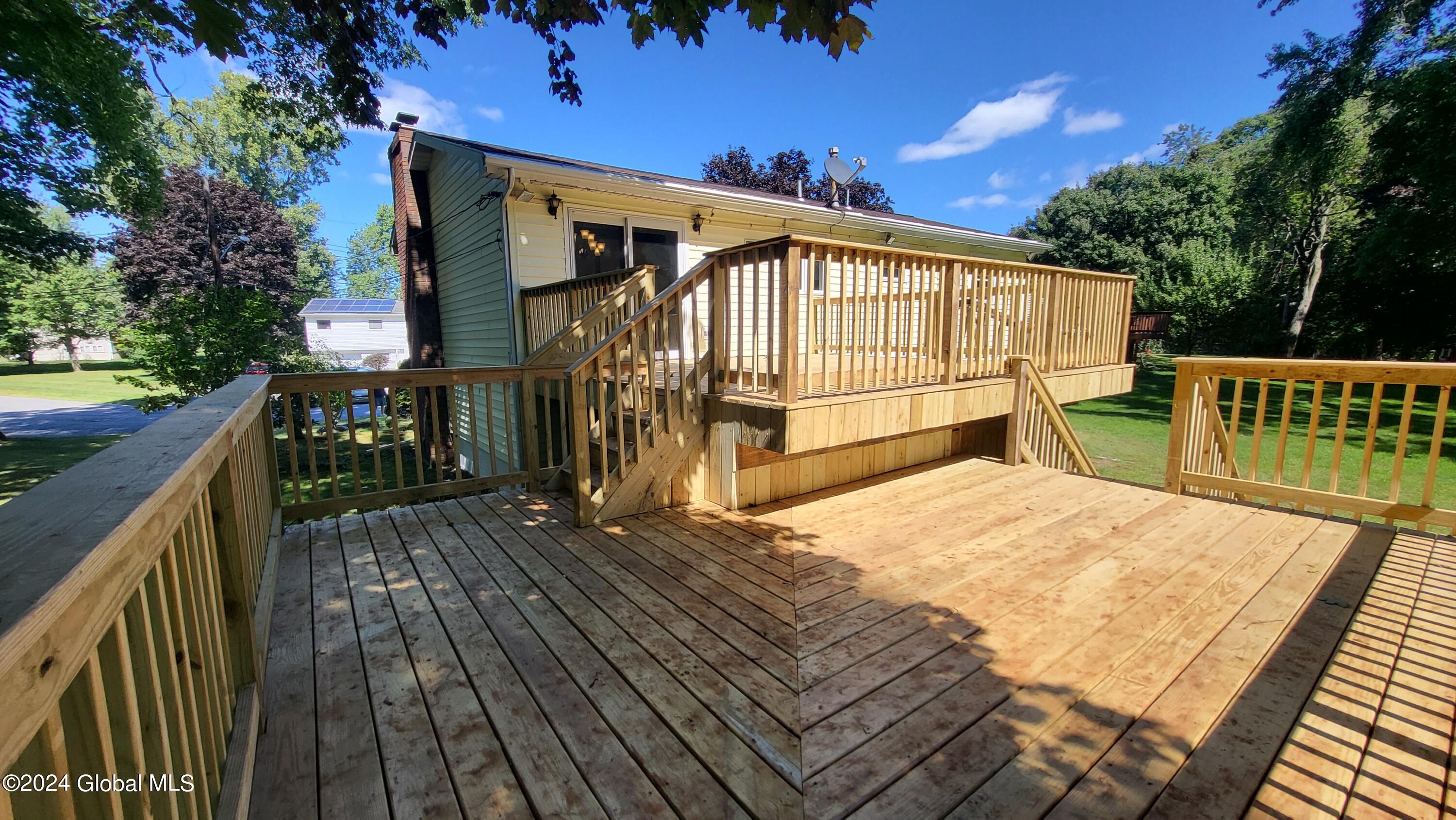 94 Rapple Drive Colonie, NY 12205 - Photo 4 of 43 20240903_124838