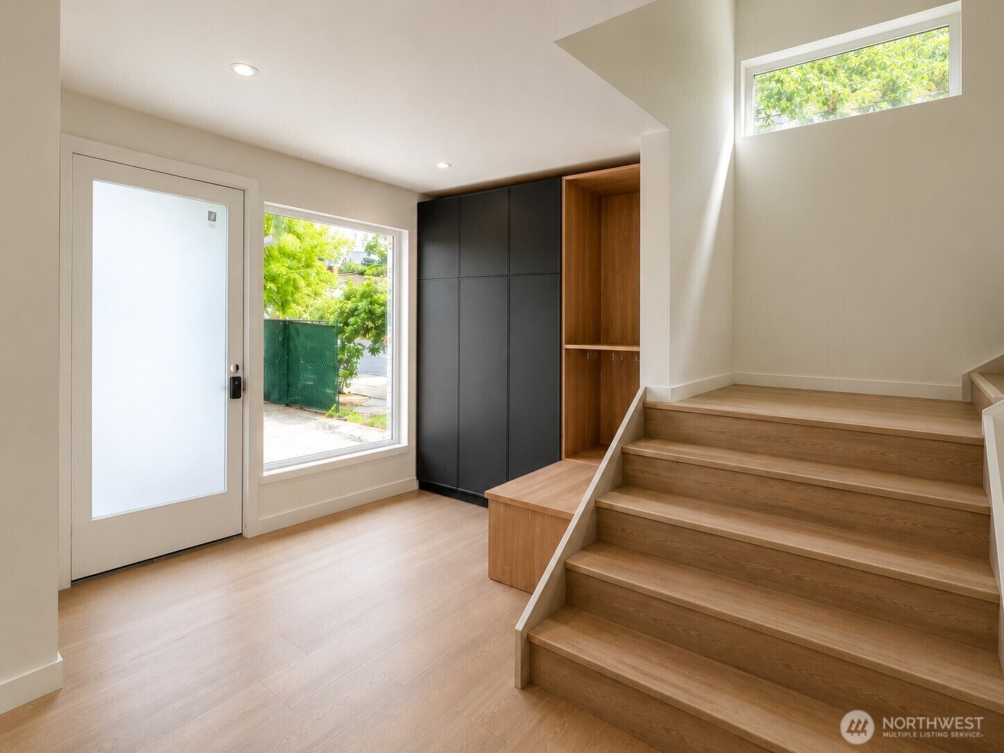 5301 49th Avenue Southwest Seattle, WA 98136 - Photo 13 of 22