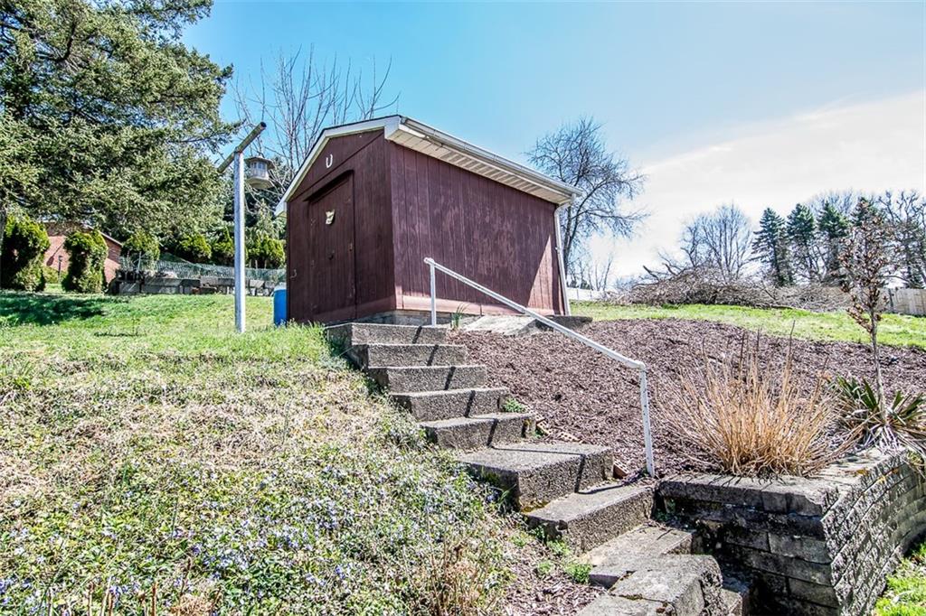 307 McClelland Road Canonsburg, PA 15317 - Photo 24 of 25 Gallery Image 24