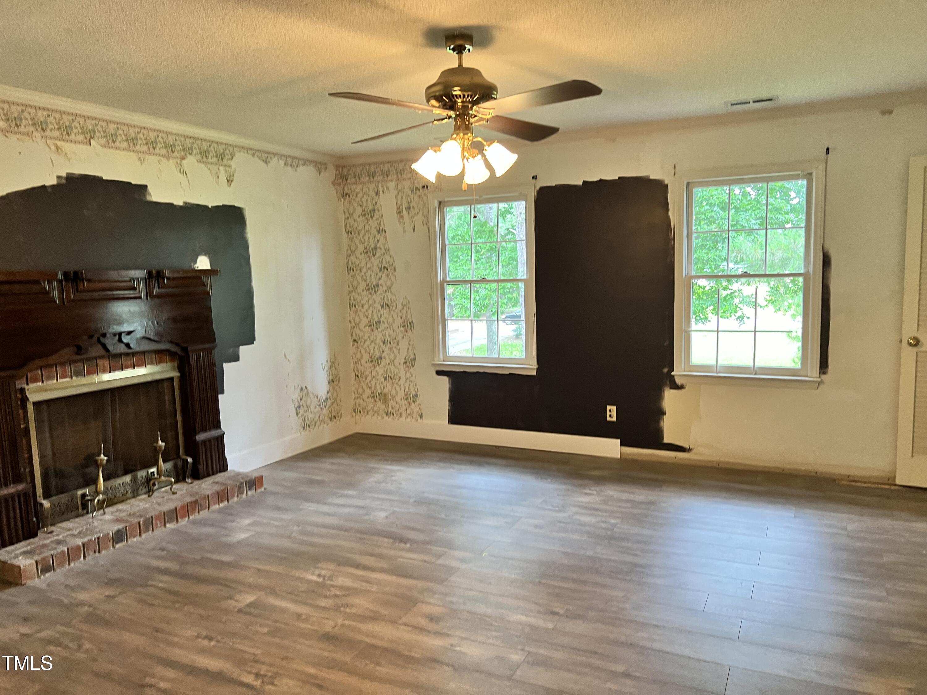 5759 Raleigh Road Benson, NC 27504 - Photo 14 of 21 Primary Bedroom