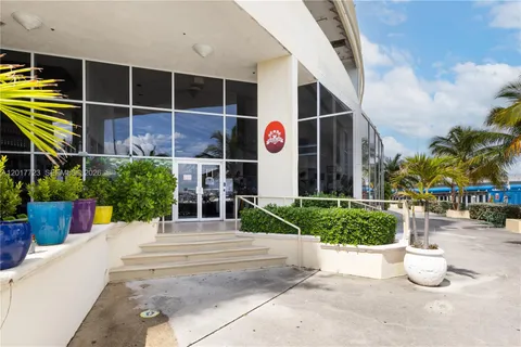 $395,000 | 7601 East Treasure Drive, Unit 2001, North Bay Village, FL 33141