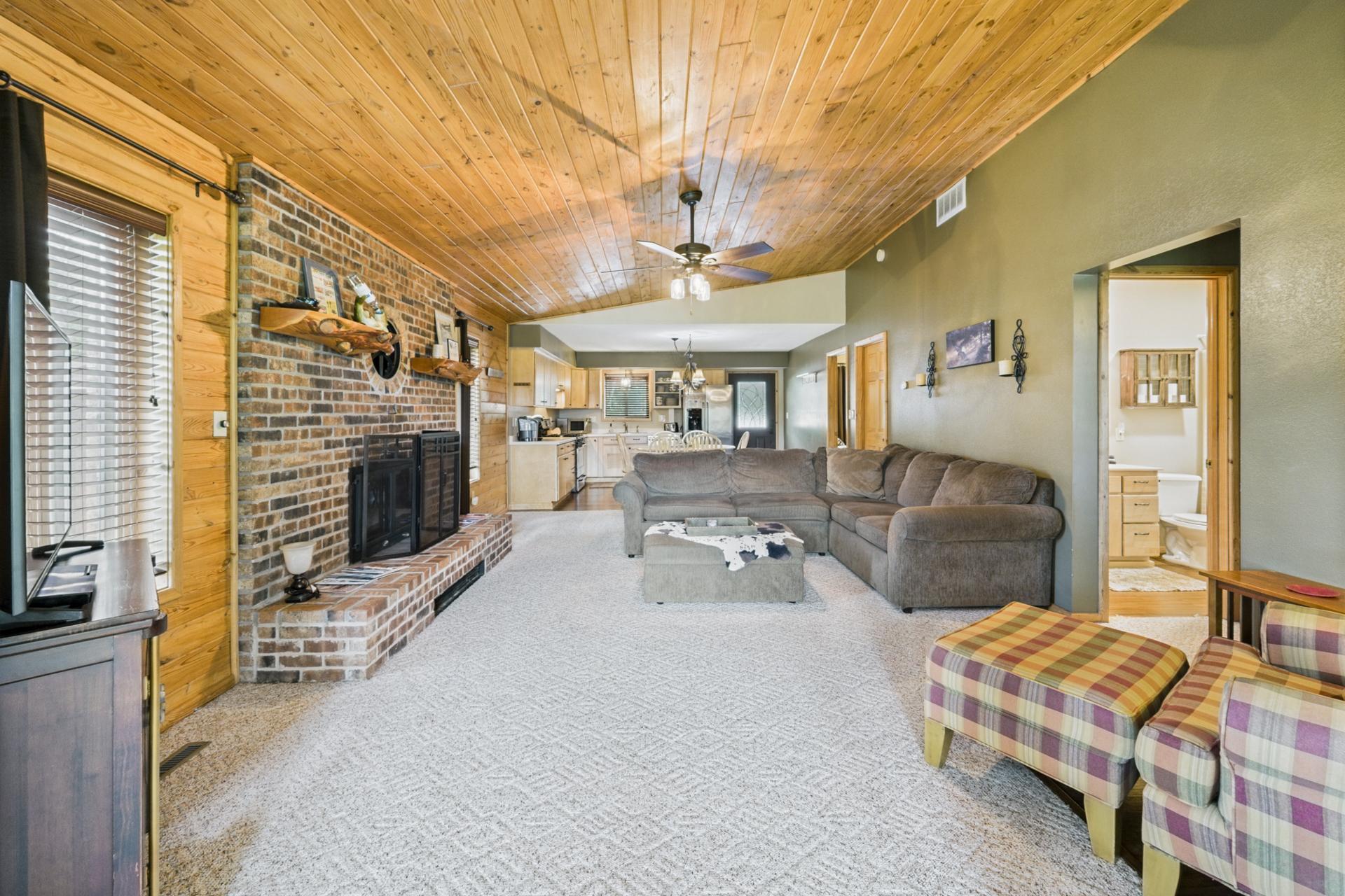 29308 County Road 4 Breezy Point, MN 56472 - Photo 13 of 36