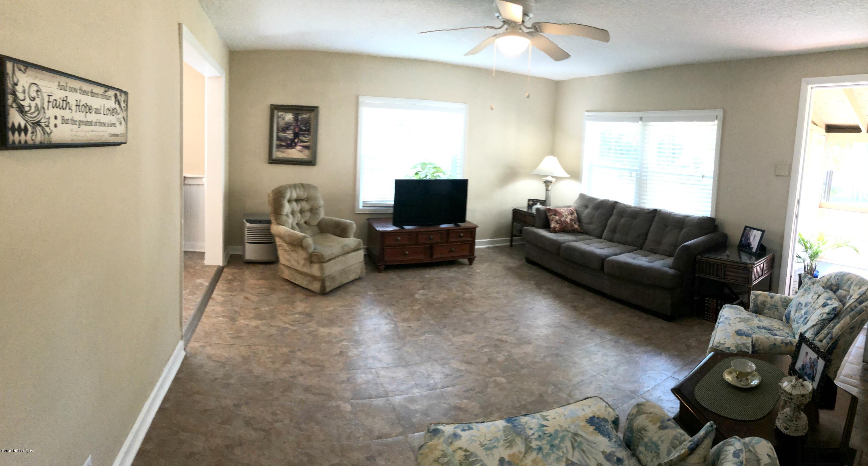 96088 Nelson Road Fernandina Beach, FL 32034 - Photo 7 of 27 Living Room3