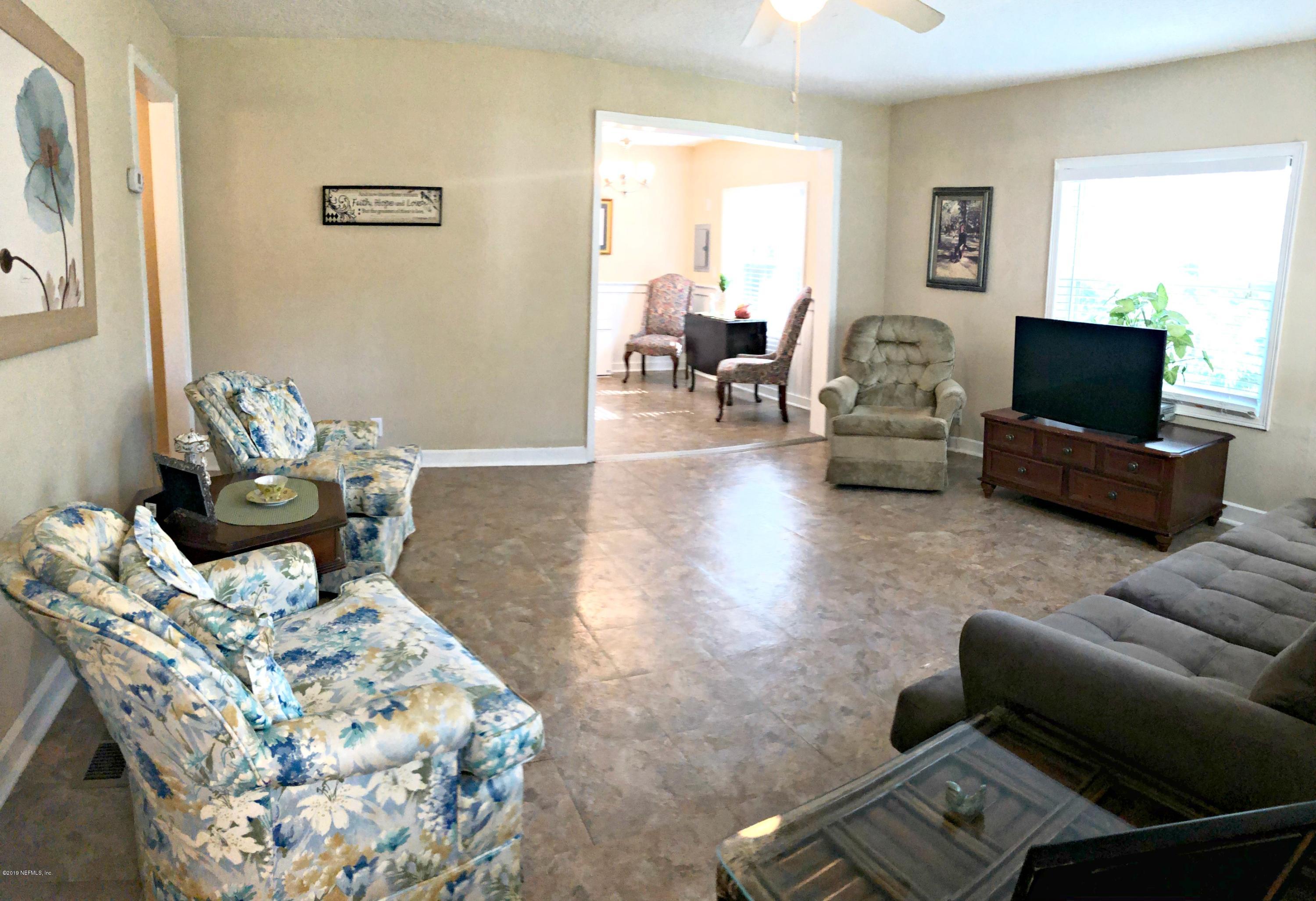 96088 Nelson Road Fernandina Beach, FL 32034 - Photo 8 of 27 Living Room