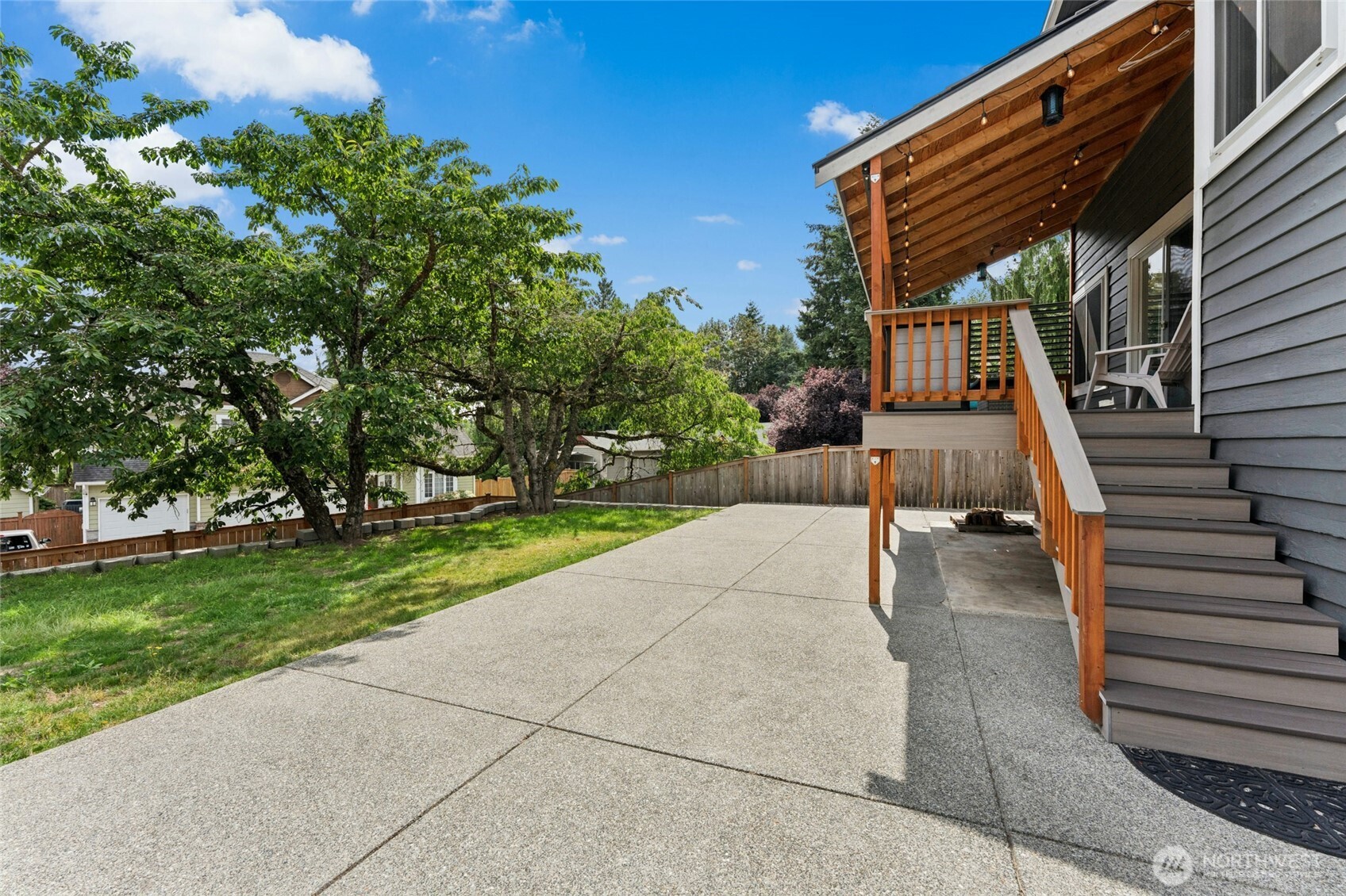 15604 111th Avenue Northeast Bothell, WA 98011 - Photo 28 of 32