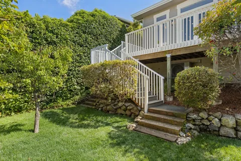 $4,288,000 | 853 Vista Drive, Redwood City, CA 94062