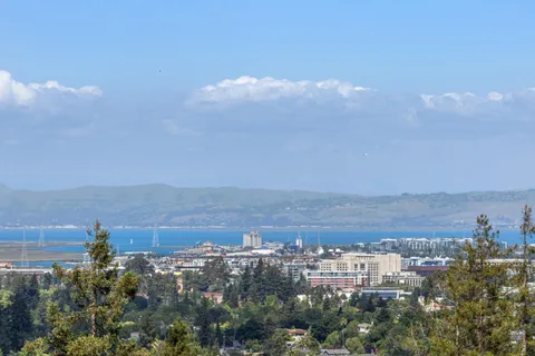 $4,288,000 | 853 Vista Drive, Redwood City, CA 94062
