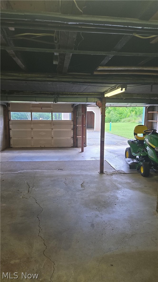54878 National Road Bridgeport, OH 43912 - Photo 38 of 41