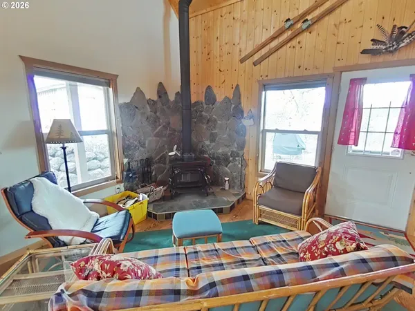 $799,000 | 78905 Rock Creek Dam Road, Tygh Valley, OR 97063